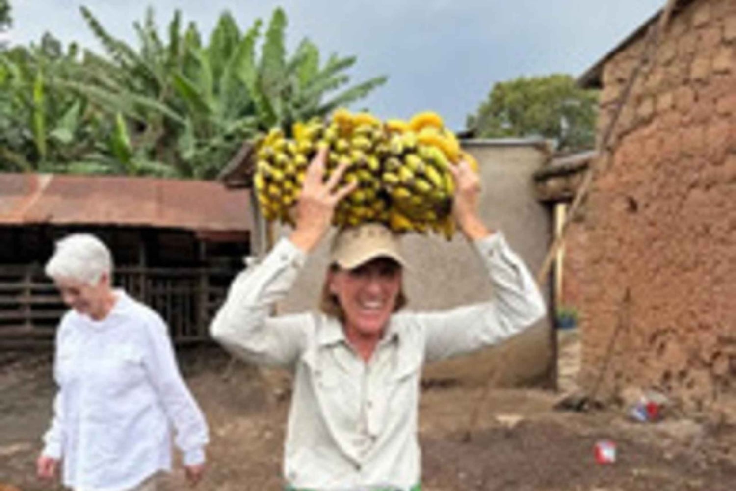 Meru: Banana Beer Brewing Class with Local Guide