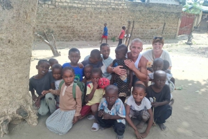 Pueblo Mijikenda y santuario de vida silvestre Nguuni