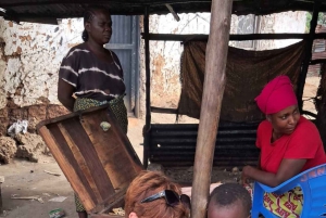 Pueblo Mijikenda y santuario de vida silvestre Nguuni