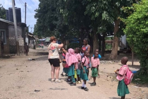 Pueblo Mijikenda y santuario de vida silvestre Nguuni