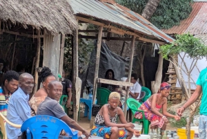 Pueblo Mijikenda y santuario de vida silvestre Nguuni