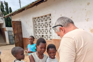 Pueblo Mijikenda y santuario de vida silvestre Nguuni