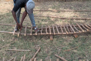 Pueblo Mijikenda y santuario de vida silvestre Nguuni
