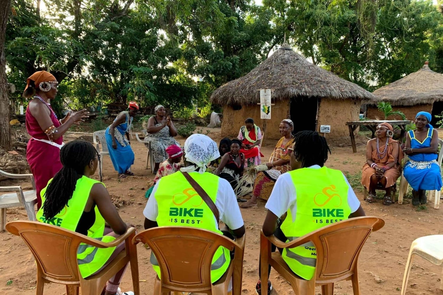 Mombasa: Autentiske oplevelser på elcykler og almindelige cykler