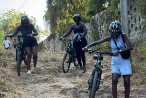 Mombasa: Autentiske oplevelser på elcykler og almindelige cykler