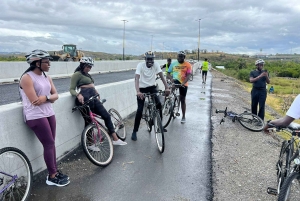 Mombasa: Autentiske oplevelser på elcykler og almindelige cykler