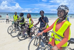 Mombasa: Autentiske oplevelser på elcykler og almindelige cykler