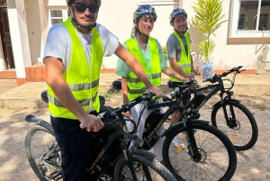 Mombasa: Autentiske oplevelser på elcykler og almindelige cykler