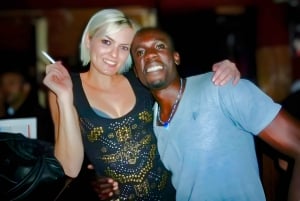 Mombasa Bar Crawl und Matatu Erlebnis! Abholung von Diani