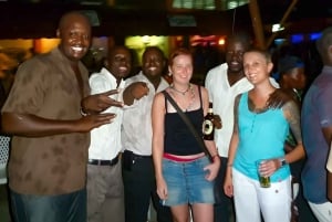 Mombasa Bar Crawl und Matatu Erlebnis! Abholung von Diani