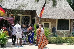 Mombasa: Ausflug zum Bombolulu Cultural Center mit Tanzshow