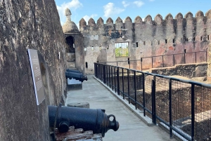 Mombasa stadsvandring, Fortjesus, Oldtown, Tusks och Spice Market.