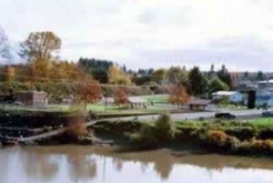 モンバサディスカバリーデイツアーとハラーパーク