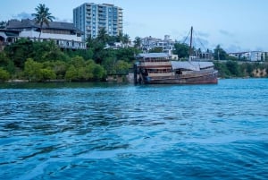Mombaça: Cruzeiro noturno de dhow com jantar