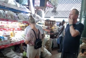 MOMBASA:FortJesus,OldTown,SpiceMarket, Shiva Temple DayTour.