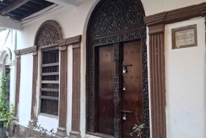 MOMBASA:FortJesus,OldTown,SpiceMarket, Shiva Temple DayTour.