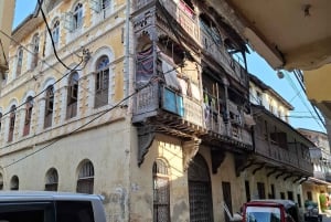 MOMBASA:FortJesus,OldTown,SpiceMarket, Shiva Temple DayTour.