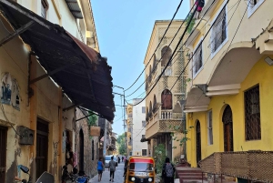 MOMBASA:FortJesus,OldTown,SpiceMarket, Shiva Temple DayTour.