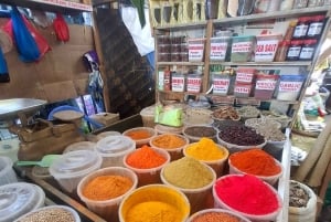 MOMBASA:FortJesus,OldTown,SpiceMarket,ShivaTemple,TuktukRide