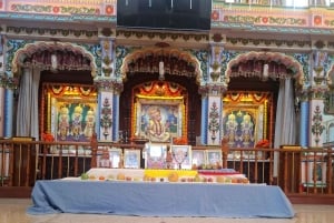 MOMBASA:FortJesus,OldTown,SpiceMarket,ShivaTemple,TuktukRide