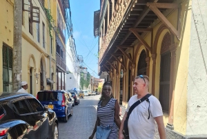 MOMBASA:FortJesus,OldTownOstrichAntelopeGiraffeOryx,WildTour