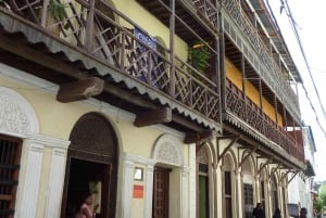 Mombasa: Historical Guided city tour. Old town, Fort Jesus