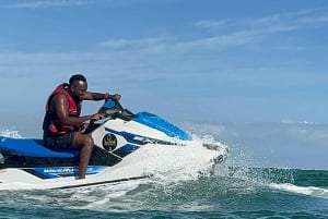 Mombasa: Jetski langs kysten