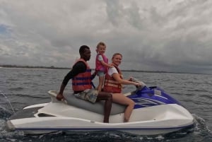 Mombasa: Jetski langs kysten