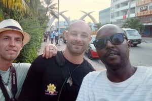 MOMBASA:FortJesus,OldTown,Giraffes,Ostrich,Oryx,DayTour.