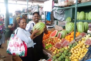 MOMBASA:FortJesus,OldCity,Giraffe,Ostrich,Oryx,WildlifeTour