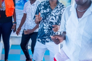 Mombasa: Sunset Cruise with DJ, Snacks, and Drinks