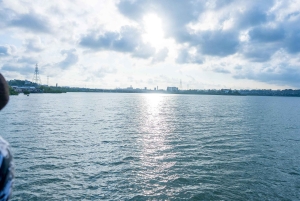 Mombasa: Sunset Cruise with DJ, Snacks, and Drinks