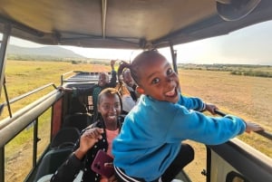 Mombasa: Tsavo East National Park päiväretki lounaalla.