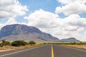 Nairobi: 4-dniowa wyprawa na pustynię Chalbi, do oazy Kalacha i nad jezioro Turkana