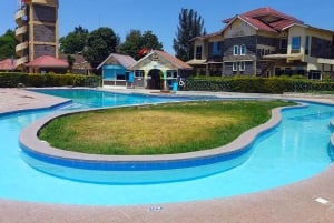 Nairobi: 4-Day Maasai Mara & Lake Nakuru Camping Safari