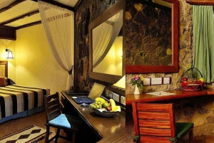 Nairobi: 6-Day Amboseli, Nakuru, and Maasai Mara Safari Tour