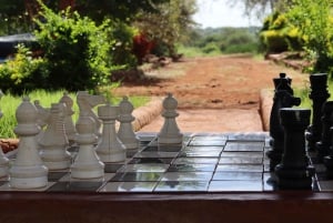 Nairobi: Amboselin kansallispuisto, yön yli kestävä safarikierros