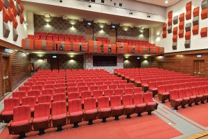 Nairobi: Arts & National Theatre Tour