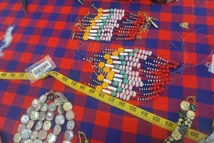 Nairobi: Beads Factory Tour with Pickup & Coffee