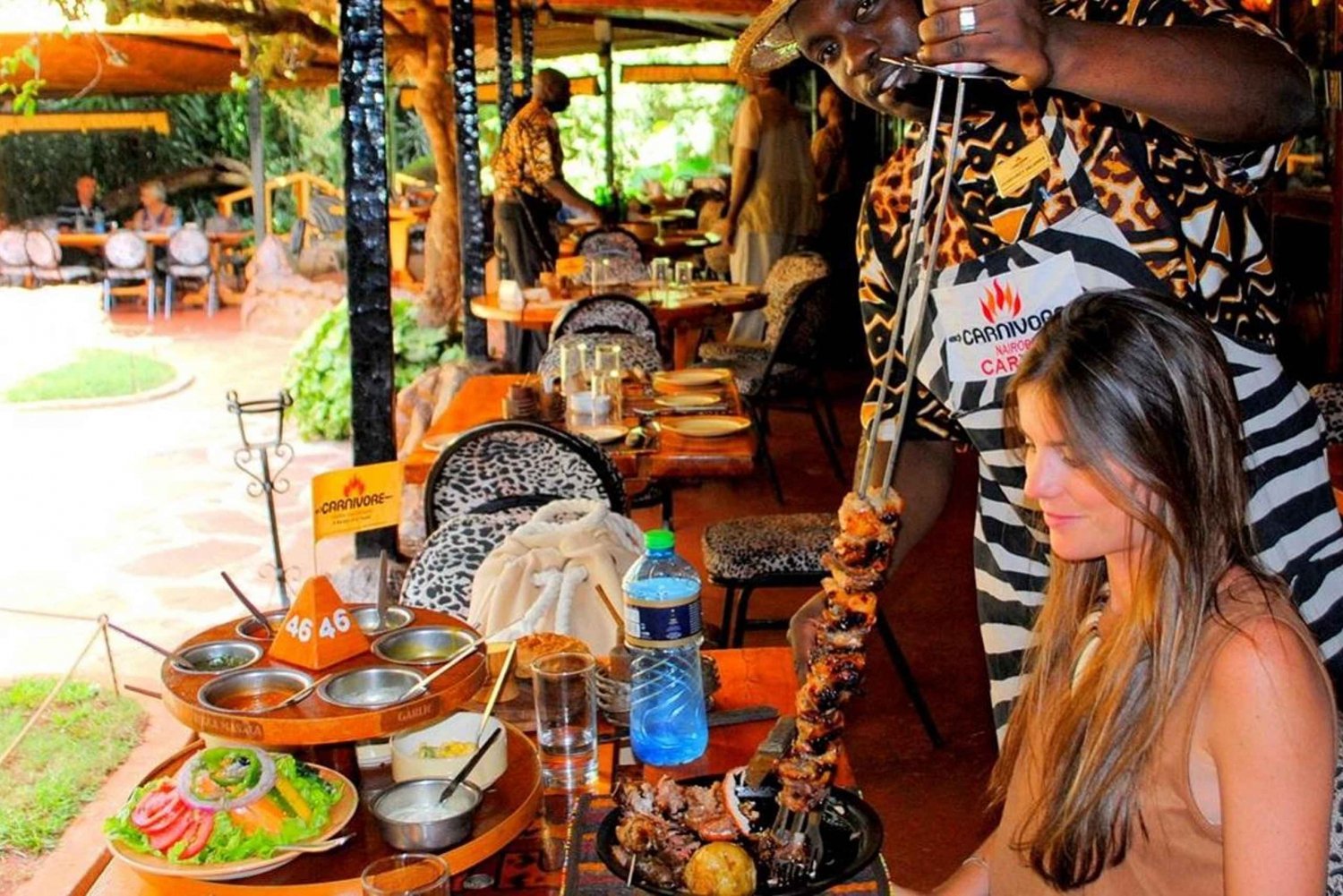 Middagsopplevelse på Carnivore Restaurant i Nairobi