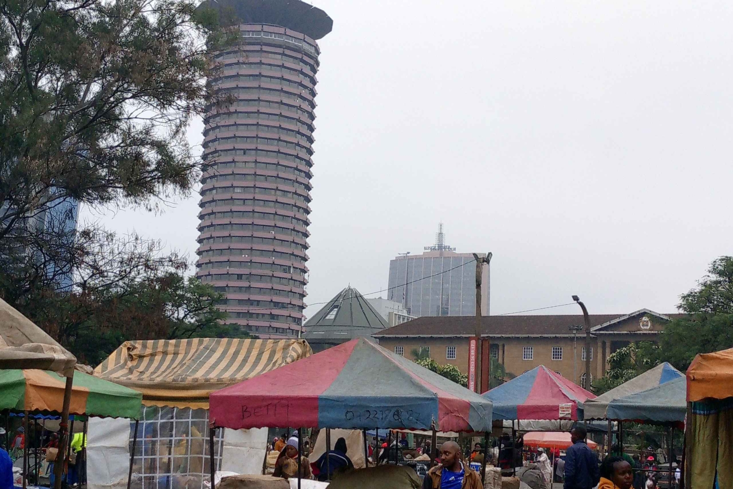 Nairobi: Byens højdepunkter, historie, byvandring