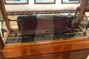 Nairobi National Museum & byrundvisning.