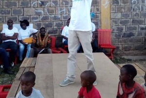Nairobi: Dandora-muziekstudio en gesproken woordsessie
