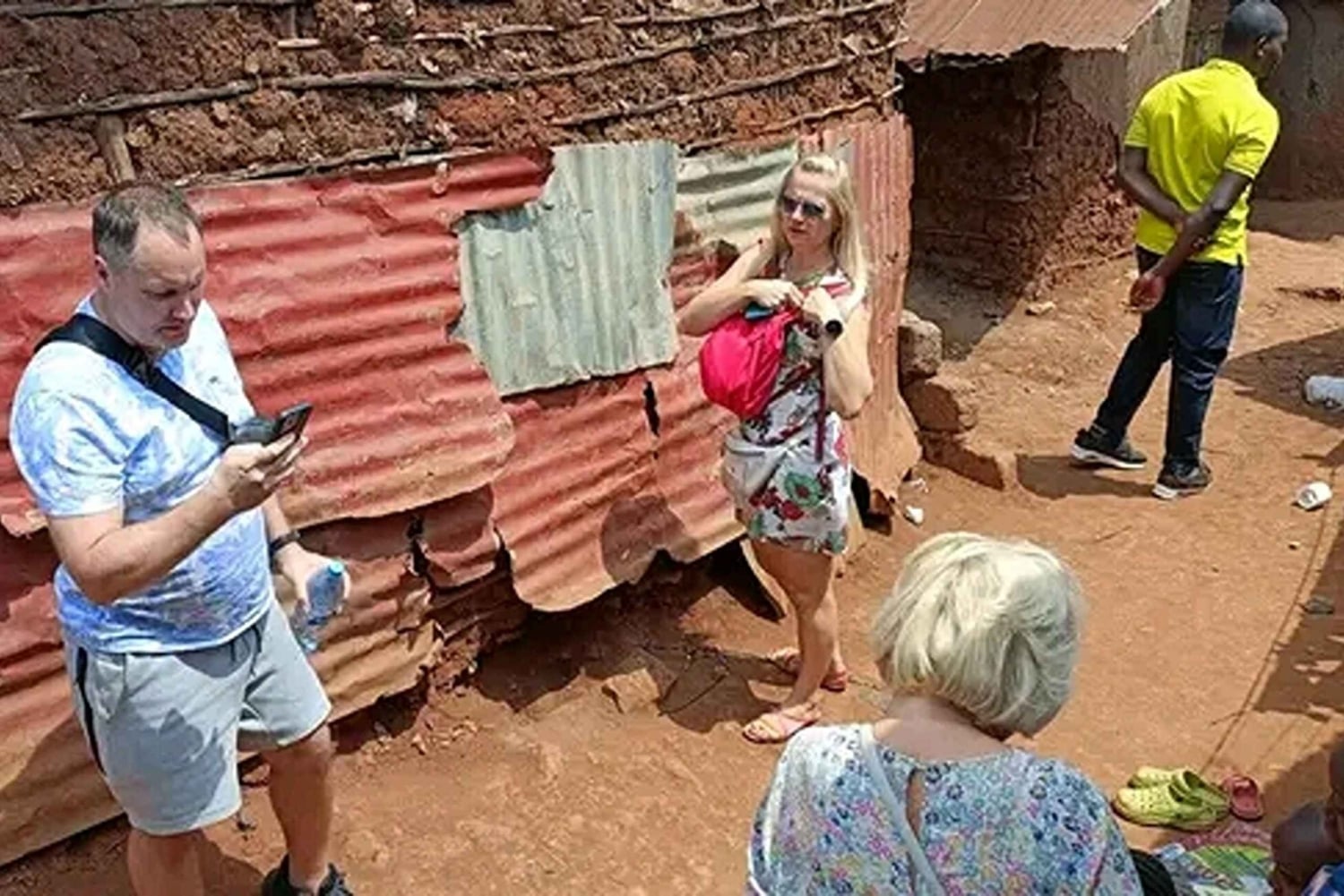 Nairobi: esplora il vivace mosaico delle baraccopoli per gli ospiti in transito.