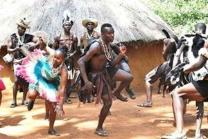 Nairobi: Guided Afternoon Tour to Bomas of Kenya.