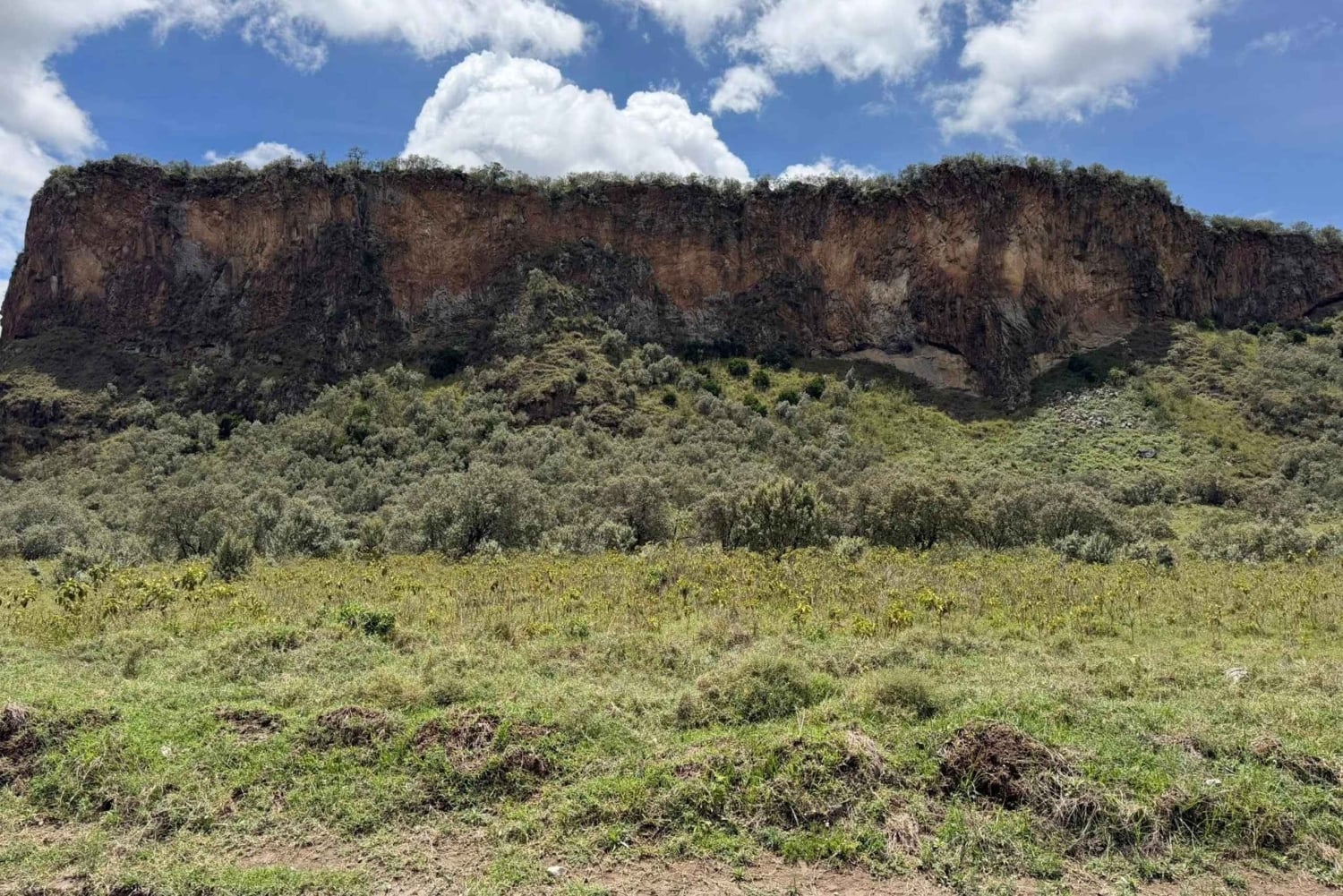 Nairobi: Hell’s Gate Park Cycling & Lake Naivasha Tour