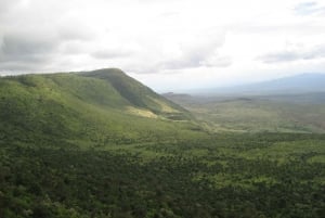 Nairobi: Hell's Gate National Park and Lake Naivasha Tour