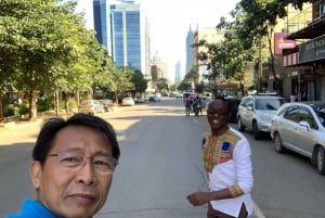Nairobi: Historic and Modern Highlights Walking Tour