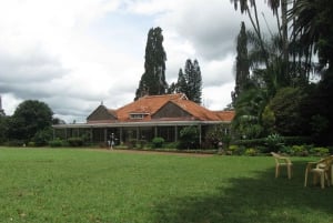 Nairobi: Karen Blixen, Elefant Orphanage & Girraffe Centre.