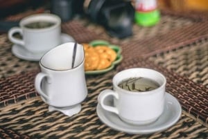 Nairobi: Kiambethu Tea Farm Tour lounaalla